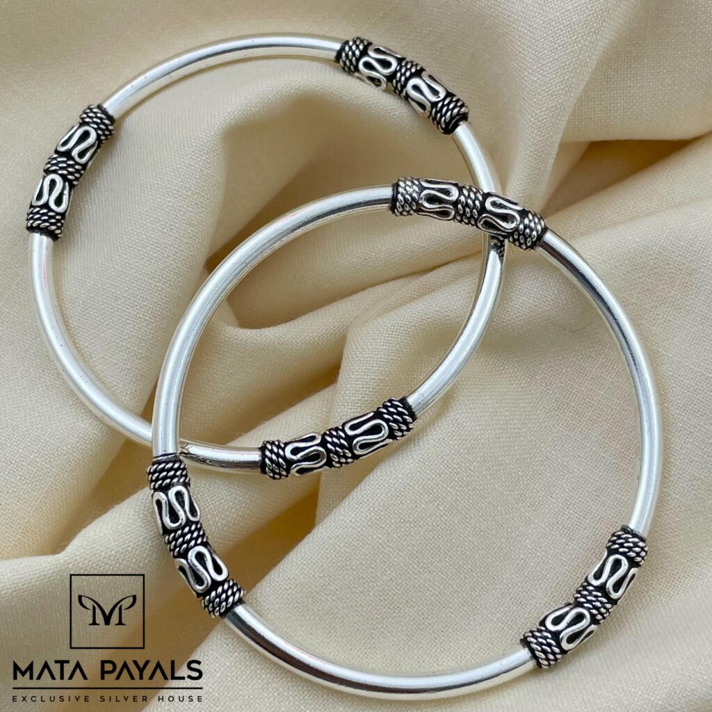 Plain Oxidised Bangle (5)